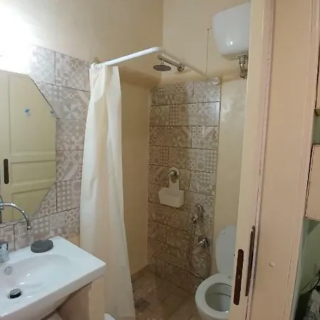 Autentica Dimora Campidanese - Ziu Antoi E Zia Srivia 3* Sestu