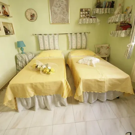 Autentica Dimora Campidanese - Ziu Antoi E Zia Srivia 3*