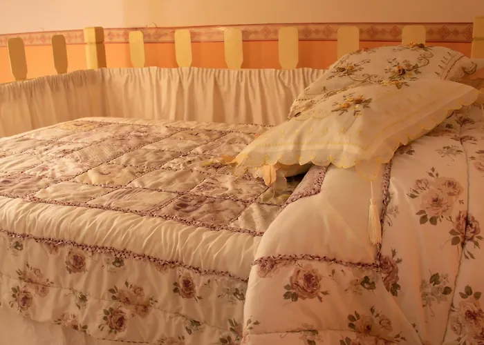 Autentica Dimora Campidanese - Ziu Antoi E Zia Srivia بيت ضيافة Sestu